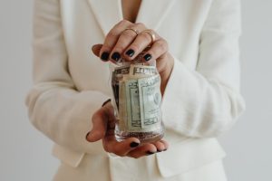Home Energy Hacks: Saving Money on Utilities During Inflation